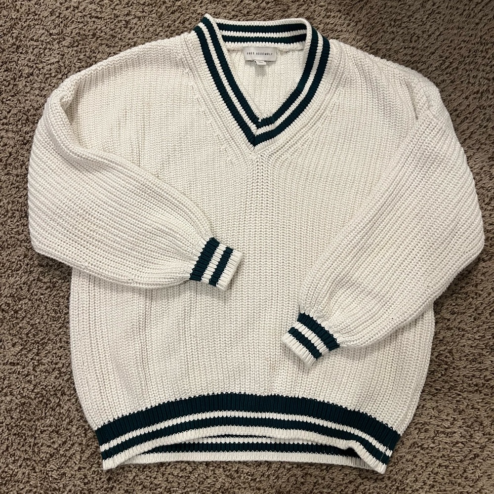 $17 Women’s Chunky Sweater